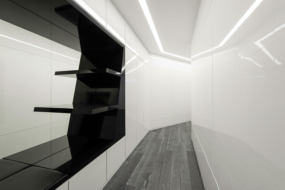 Geometria en blanco y negro en un apartamento de Moscu 11