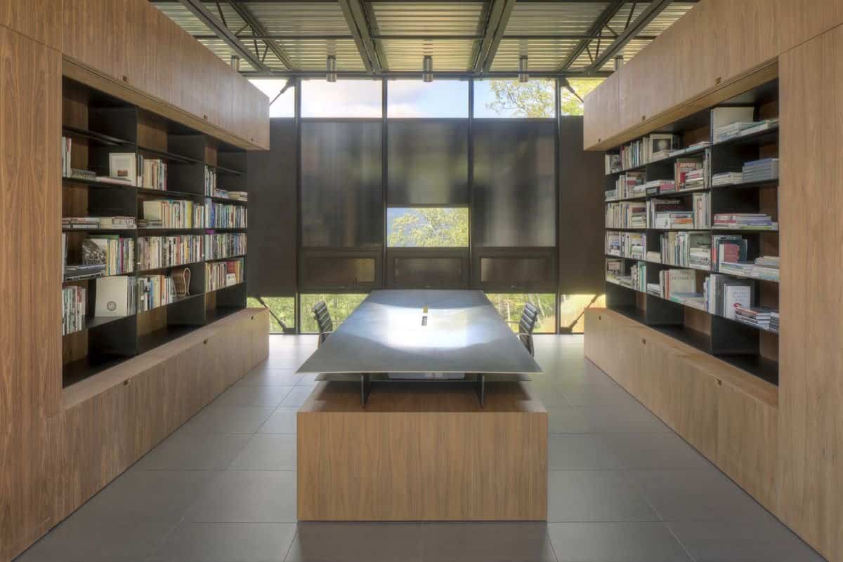 Casa Shokan con biblioteca personal