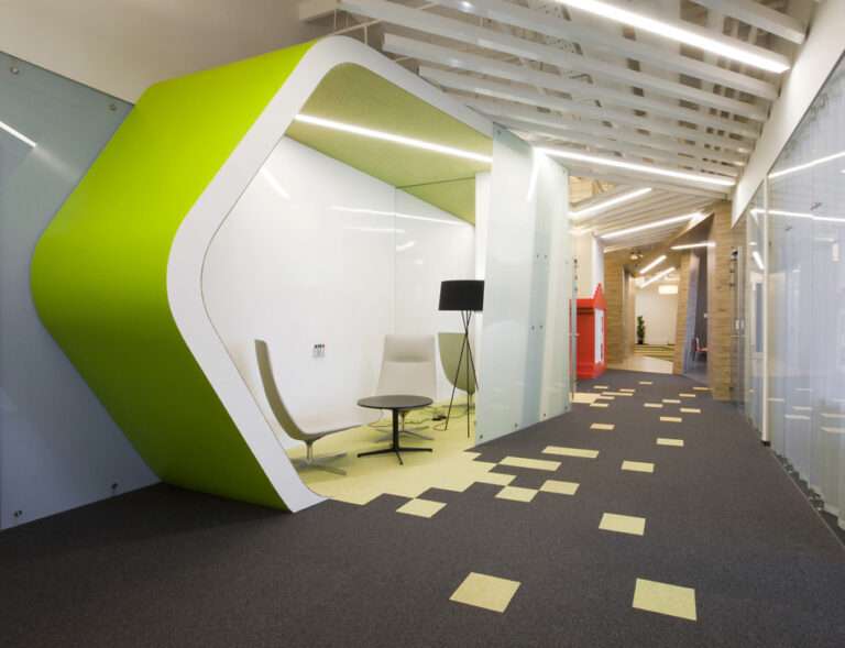 Un paseo por las extraordinarias oficinas de Yandex, el Google de Rusia