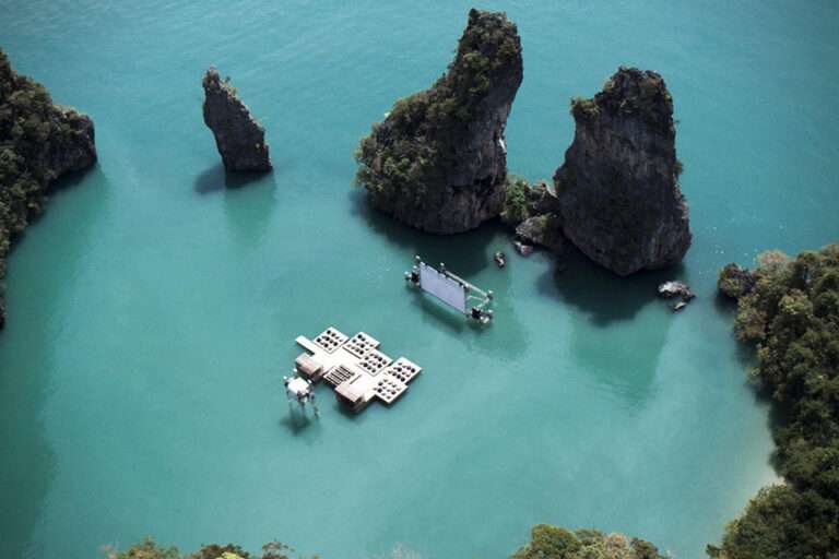 El cine que flota en el agua ya es una realidad