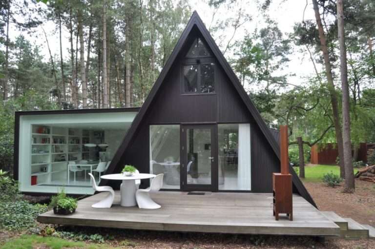 Preciosa cabaña en mitad de un bosque belga de estilo minimalista