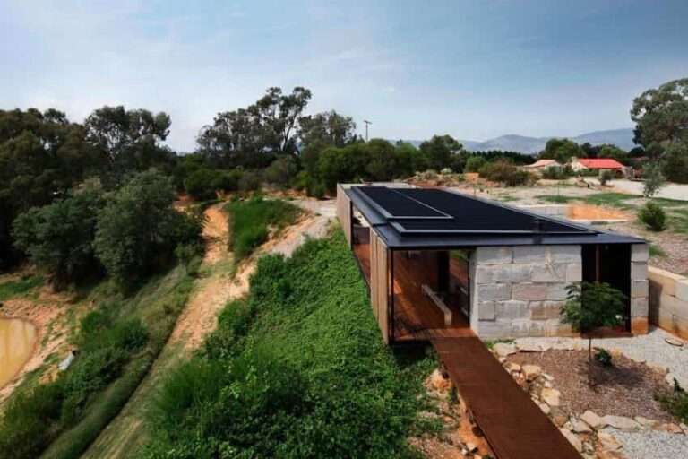 Esta casa fue construida con bloques de hormigón reciclados
