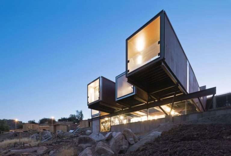 Casa Oruga, una construcción moderna cerca de los Andes