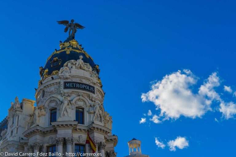 El edificio Metrópolis de Madrid vuelve mostrarse renovado