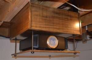 Cuando conozcas este cine en el sótano, querrás tener uno en tu casa