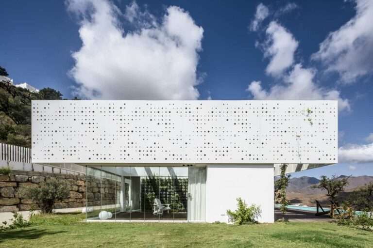 Casa Schouten, una casa unifamiliar aislada en su propia parcela