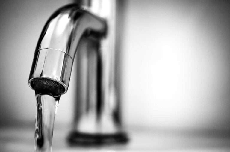 Principales causas de las fugas de agua en casas y apartamentos
