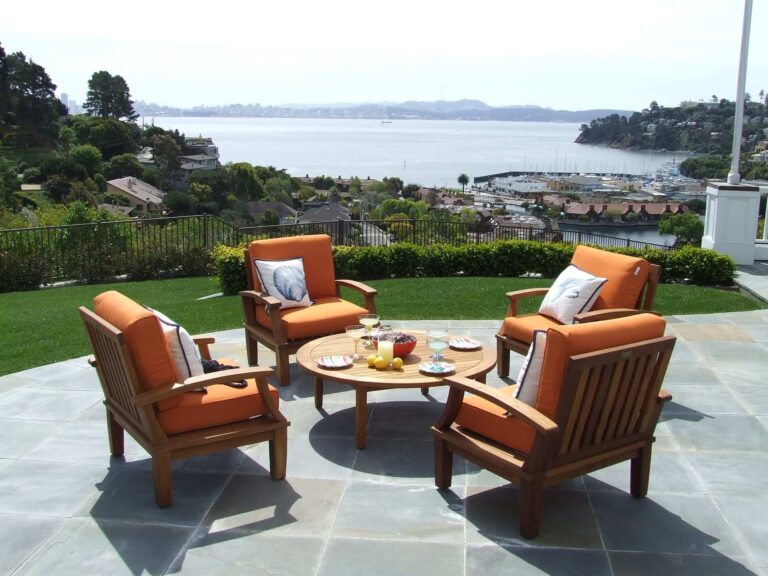 Muebles que no deben faltar para disfrutar de un jardín perfecto