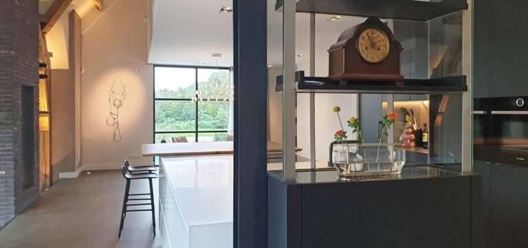 Chalet rural de Países Bajos con un refrescante aire contemporáneo