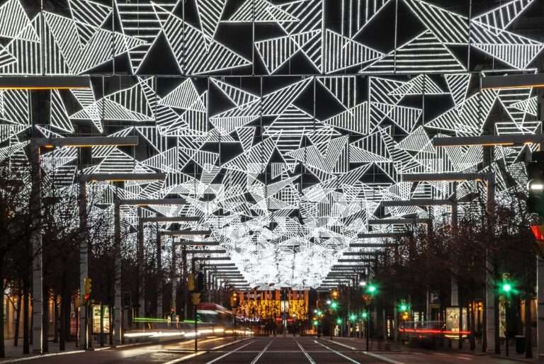 El aluminio, gran aliado para iluminar la Navidad