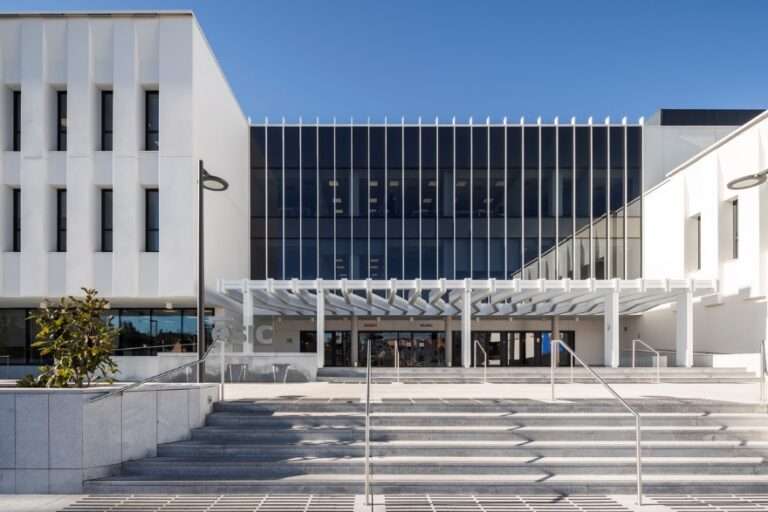 Los suelos POLYGROUP conquistan el nuevo edificio de ESIC en Pozuelo de Alarcón