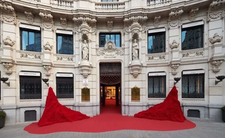 Galería Canalejas abre sus dos puertas históricas y se consolida como el nuevo icono del lujo