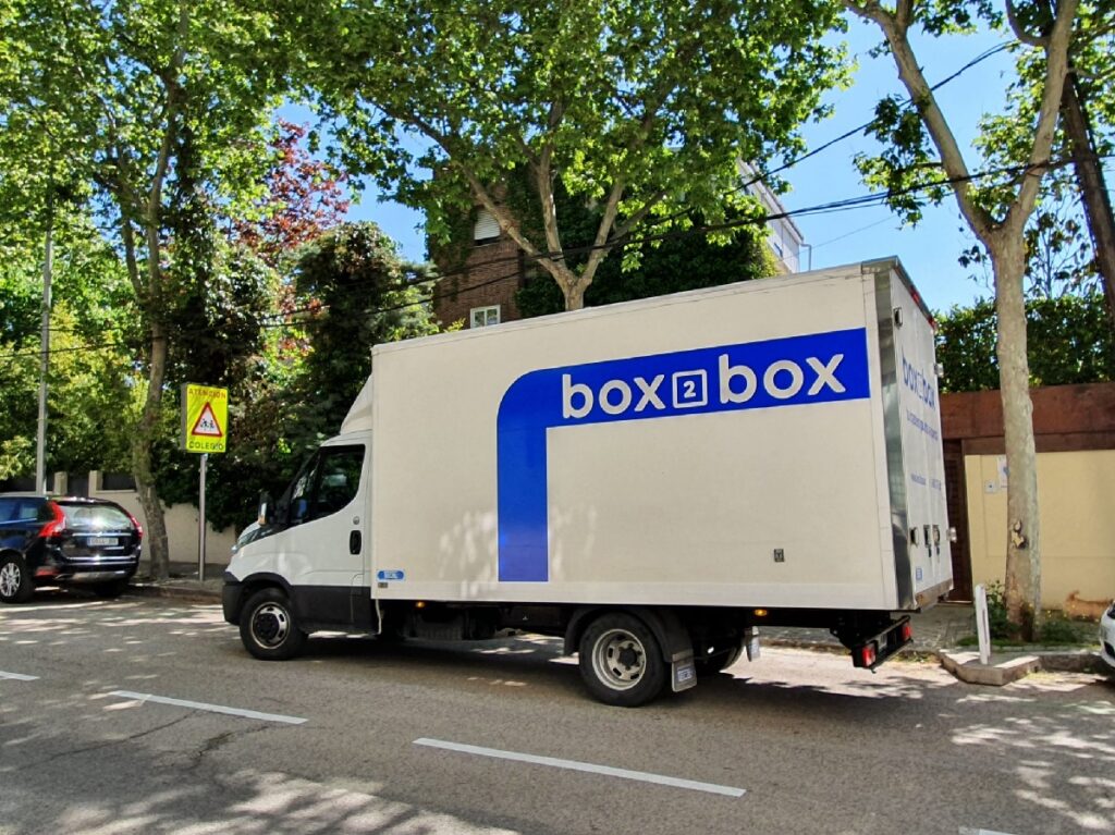 box to box furgoneta