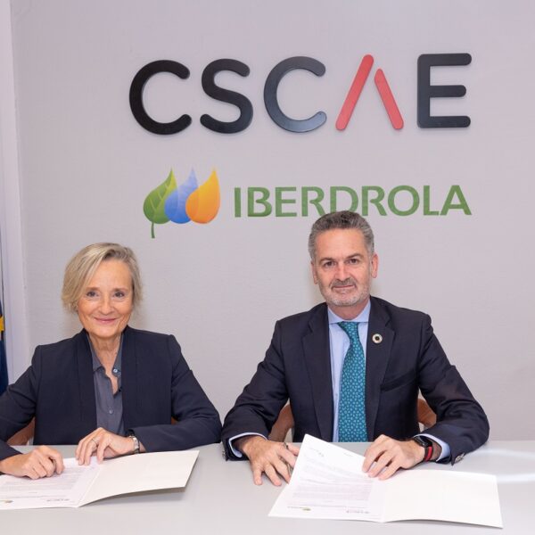 El CSCAE e Iberdrola se alían para impulsar la rehabilitación integral de viviendas con cargo a los fondos Next Generation