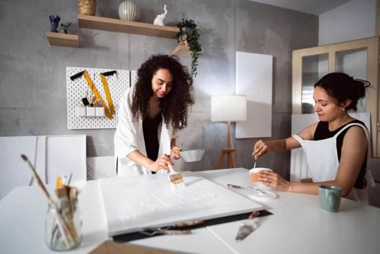 Descubriendo el arte de las pinturas acrílicas: una guía completa