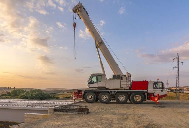 Dónde alquilar grúas autopropulsadas para la construcción