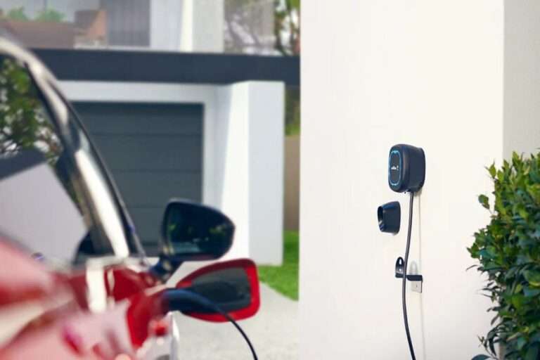 ¿Cómo incluir puntos de recarga en tu vivienda sin romper la estética?