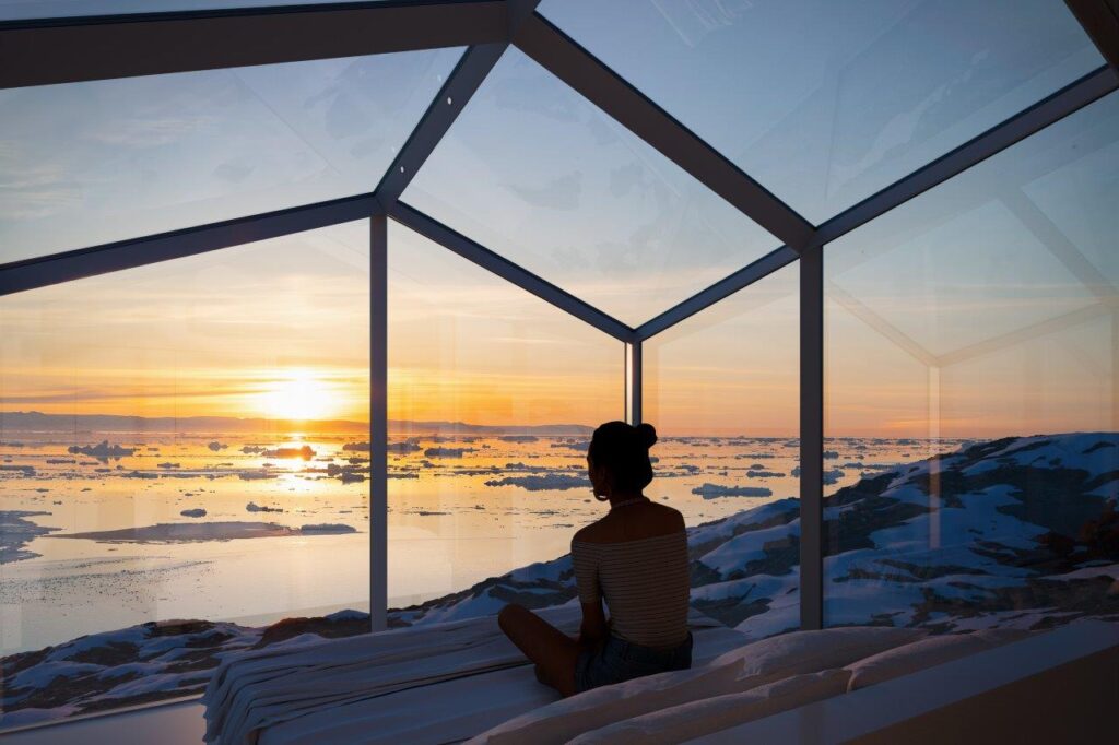 ABB impulsa la experiencia turística en Laponia y Groenlandia con tecnología avanzada para Iglús de Cristal