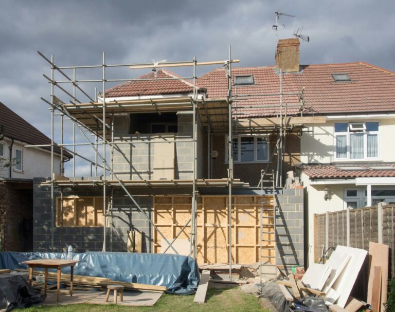¿Cuánto cuesta construir una casa? Guía y ejemplos