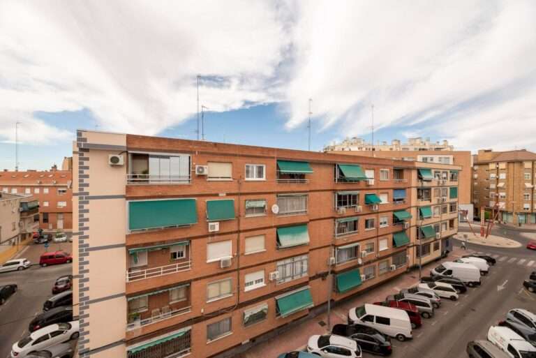 Fincas Blanco Insta a una Planificación Presupuestaria Coherente para Lograr Metas del Plan Estatal de Vivienda 2026