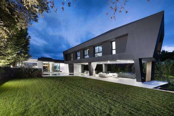 Jaime Valcarce Consulting Inmobiliario Aumenta su Cuota al 25% en Silvia Pastor