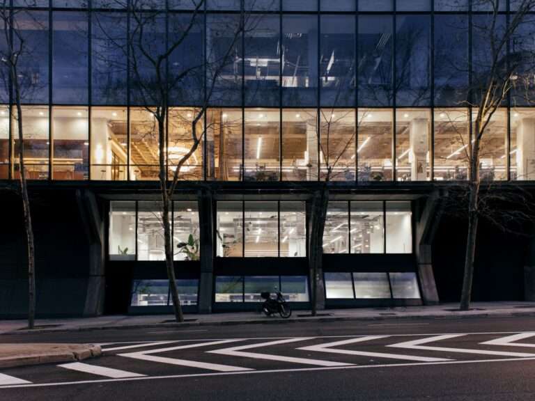 MIL Studios diseña el espacio de trabajo de las oficinas de URW en Madrid