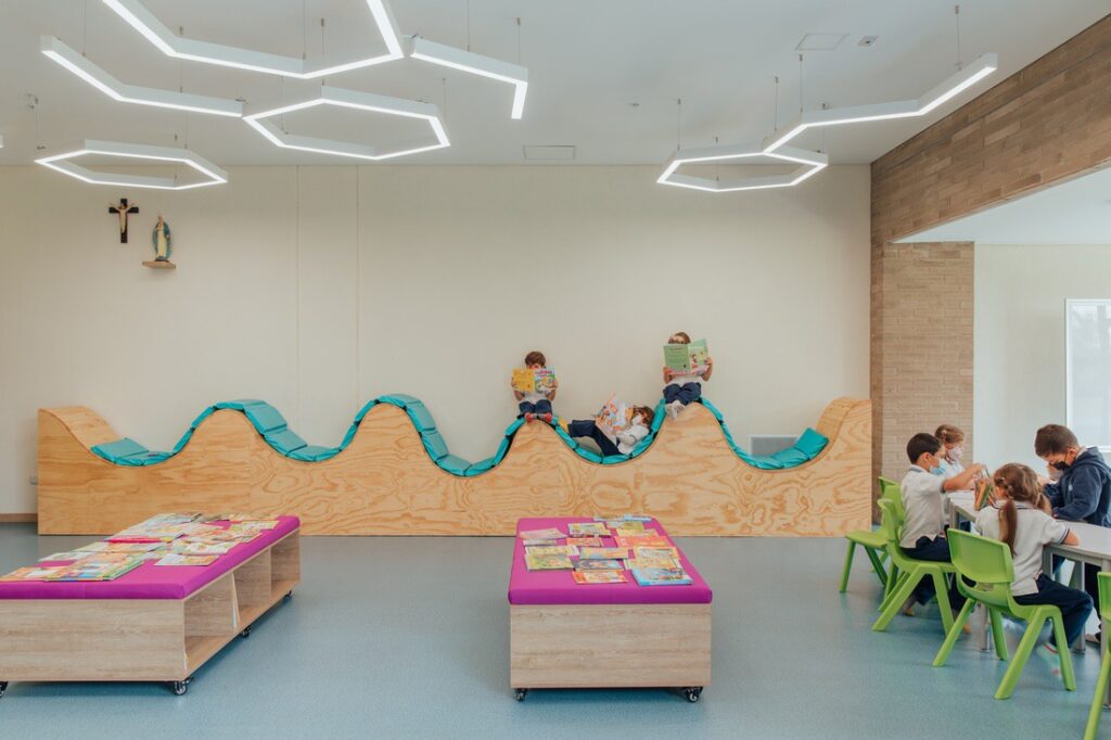 iluminacion de la Escuela Preescolar Sagrado Corazon Montemayor 3