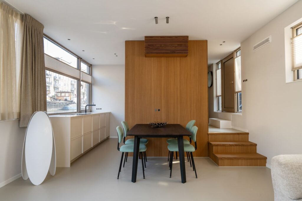 HIMACS transforma una casa flotante en Amsterdam 2